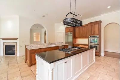 15710 Creek Bend Drive, Sugar Land, TX 77478 - Photo 12