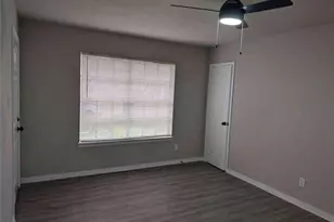 10922 Lockgate Ln, Houston, TX 77048 - Photo 8