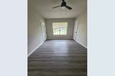 10922 Lockgate Lane, Houston, TX 77048 - Photo 10