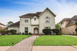 11507 Del Monte Dr, Houston, TX 77077 - Photo 2