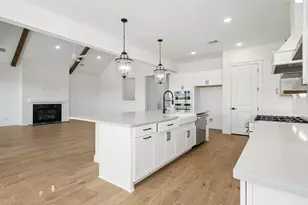 1913 N Wildflower Dr, Deer Park, TX 77536 - Photo 10