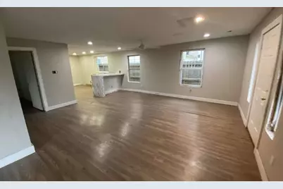 820 E 38th Street, Houston, TX 77022 - Photo 4