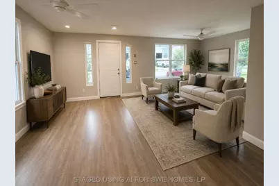 820 E 38th Street, Houston, TX 77022 - Photo 2