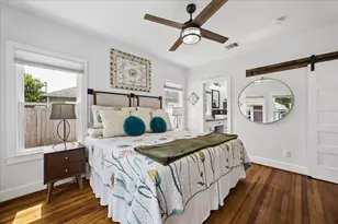 1019 E 14th St, Houston, TX 77009 - Photo 16
