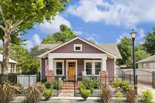 1019 E 14th St, Houston, TX 77009 - Photo 1