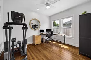 1019 E 14th St, Houston, TX 77009 - Photo 22