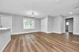 5651 McCormick St, Houston, TX 77023 - Photo 6