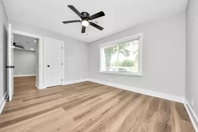 5651 McCormick Street, Houston, TX 77023 - Photo 8