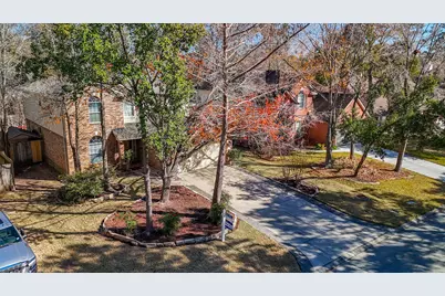 251 N Wimberly Way, The Woodlands, TX 77385 - Photo 2