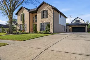 313 Torrey Ct, League City, TX 77573 - Photo 1