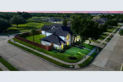 313 Torrey Court, League City, TX 77573 - Photo 2