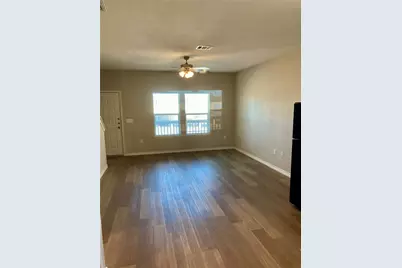 4505 P, Galveston, TX 77551 - Photo 2