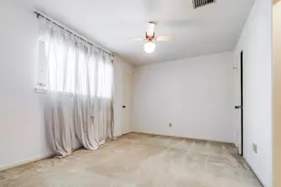 10222 Ella Lee Ln, Houston, TX 77042 - Photo 20