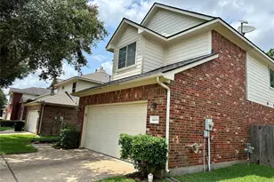 16434 Pademelon Dr, Sugar Land, TX 77498 - Photo 2