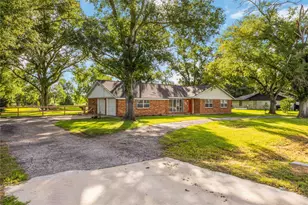 16011 Hwy 36, Needville, TX 77461 - Photo 1