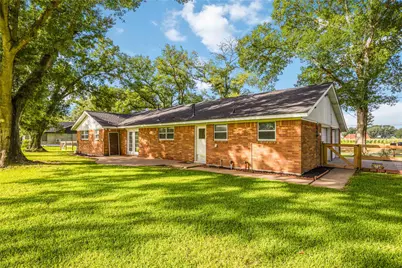 16011 Highway 36, Needville, TX 77461 - Photo 20