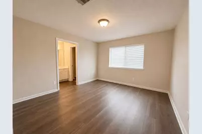 501 Falcon Lake Drive, Friendswood, TX 77546 - Photo 20