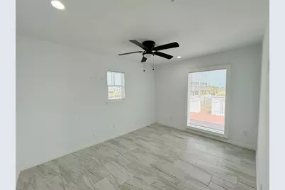 16643 Bermuda Way Way, Jamaica Beach, TX 77554 - Photo 6