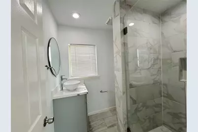 16643 Bermuda Way Way, Jamaica Beach, TX 77554 - Photo 8