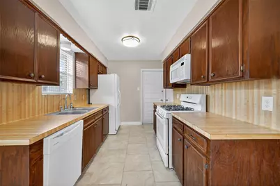 14118 Louan Court, Sugar Land, TX 77498 - Photo 16