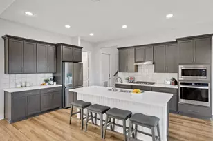 5611 Arrowhead Pt Dr, Baytown, TX 77523 - Photo 6