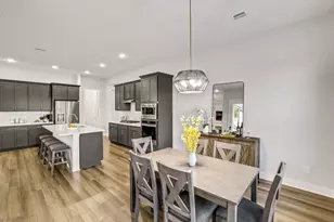 5611 Arrowhead Pt Dr, Baytown, TX 77523 - Photo 10