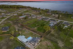 5611 Arrowhead Pt Dr, Baytown, TX 77523 - Photo 34