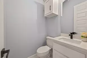 90 Burress St, Houston, TX 77022 - Photo 28