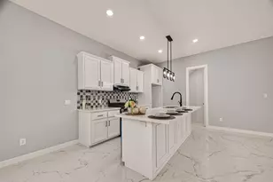 90 Burress St, Houston, TX 77022 - Photo 22