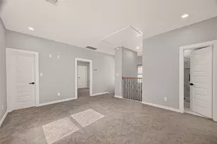 90 Burress St, Houston, TX 77022 - Photo 8