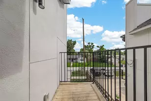 90 Burress St, Houston, TX 77022 - Photo 10