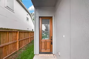 90 Burress St, Houston, TX 77022 - Photo 14