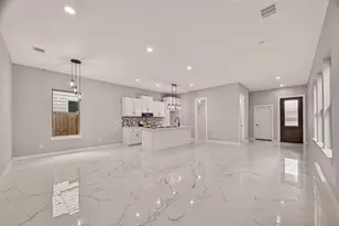 90 Burress St, Houston, TX 77022 - Photo 16
