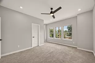 90 Burress St, Houston, TX 77022 - Photo 6