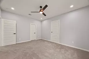 90 Burress St, Houston, TX 77022 - Photo 34