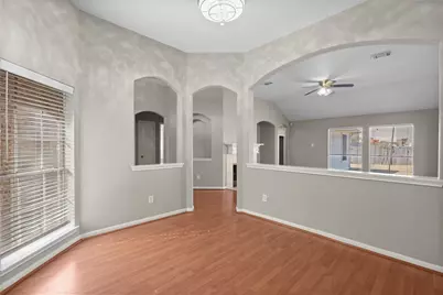 12602 Stratford Heights Drive, Sugar Land, TX 77498 - Photo 6