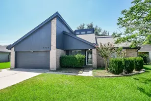 2430 Long Reach Dr, Sugar Land, TX 77478 - Photo 1