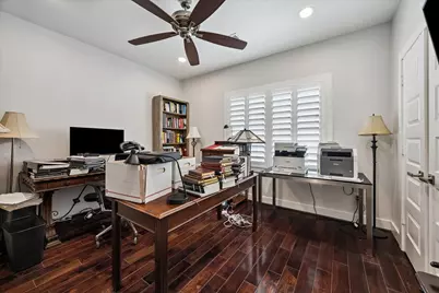 1047 W 17th Street, Houston, TX 77008 - Photo 16