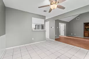 6 S Pineplank Ct, The Woodlands, TX 77381 - Photo 12