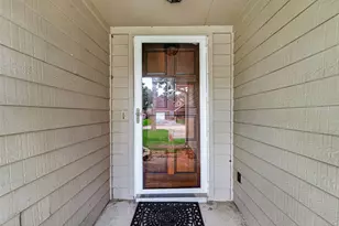6915 Glen Rosa Dr, Katy, TX 77494 - Photo 4