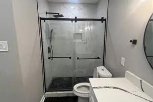 10525 Fairland Dr, Houston, TX 77051 - Photo 6