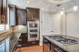 1126 Hempstead Villa Ln, Houston, TX 77008 - Photo 4