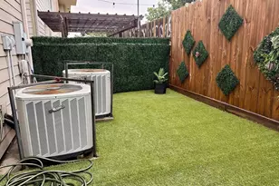 1126 Hempstead Villa Ln, Houston, TX 77008 - Photo 30