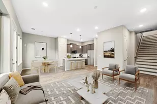 806 Glowing Dawn Dr, Houston, TX 77018 - Photo 4