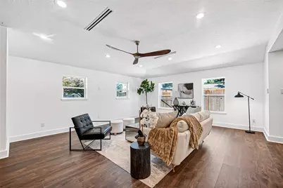 1338 Seaspray Court, Houston, TX 77008 - Photo 8
