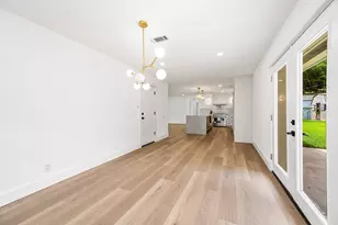 10814 Moonlight Dr, Houston, TX 77096 - Photo 12