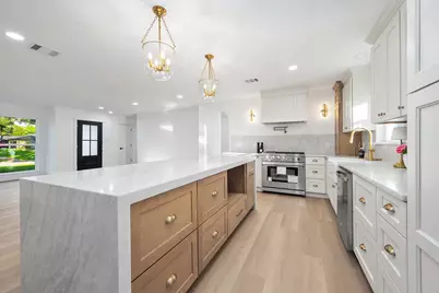 10814 Moonlight Drive, Houston, TX 77096 - Photo 24