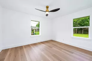 10814 Moonlight Dr, Houston, TX 77096 - Photo 22