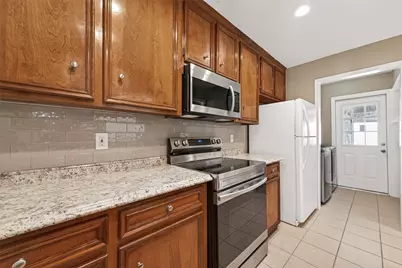 13884 Hollowgreen Drive, Houston, TX 77082 - Photo 20