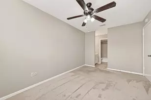 13884 Hollowgreen Dr, Houston, TX 77082 - Photo 30